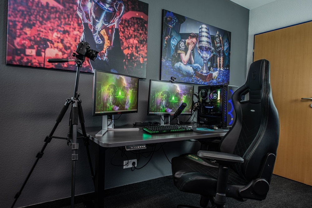 10 Best Reclining Gaming Chairs of 2021 | Adaptable Recliners Worth Buying - Pixelsmith Studios